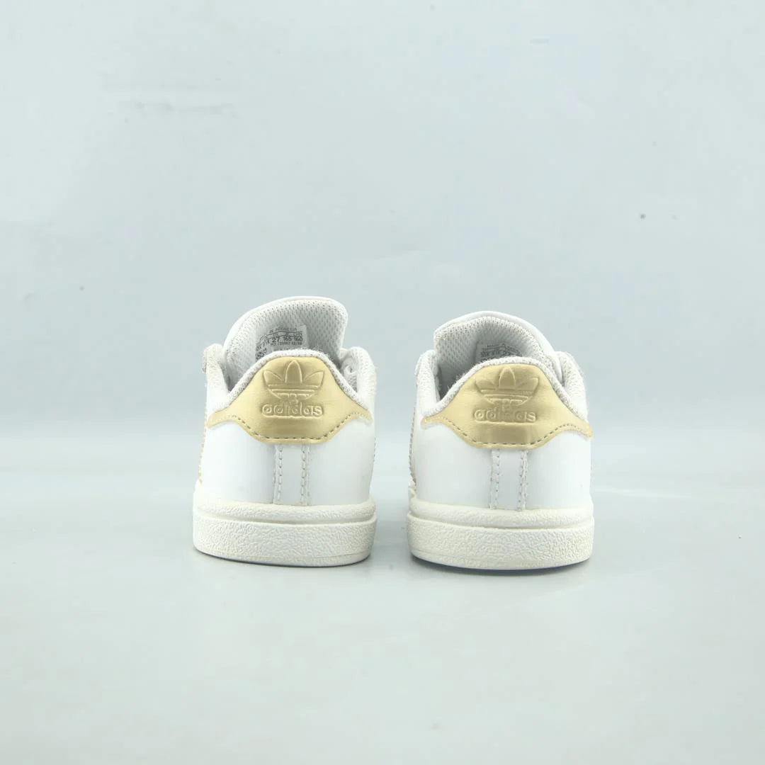 SUPERSTAR
