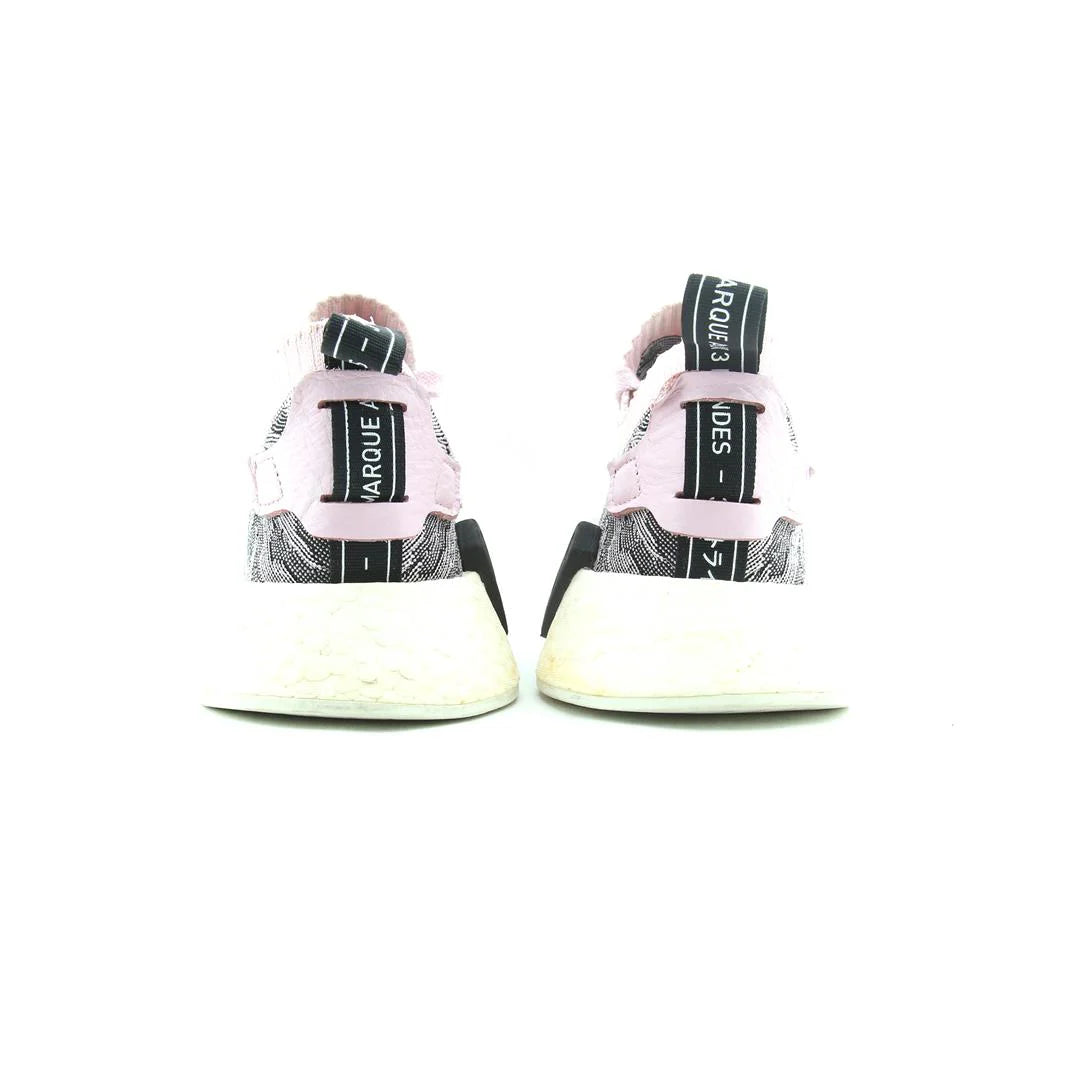 NMD R2