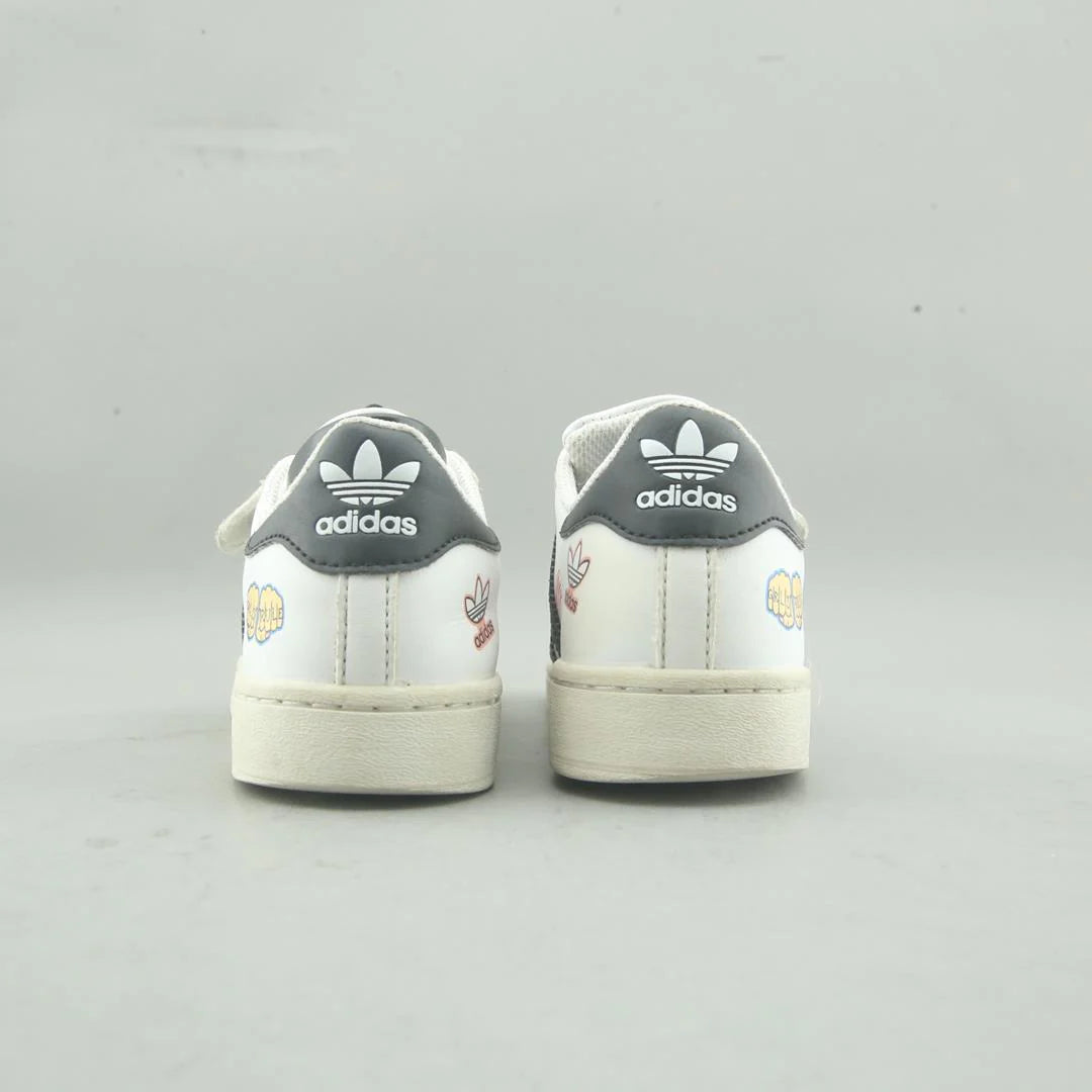 SUPERSTAR