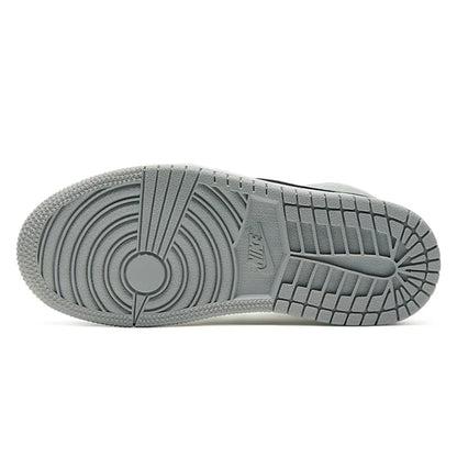 Air Jordan 1 Mid Light Smoke Grey