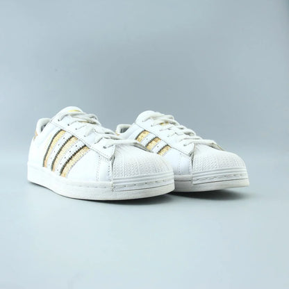 SUPERSTAR