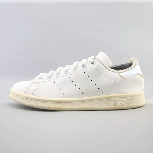 STAN SMITH