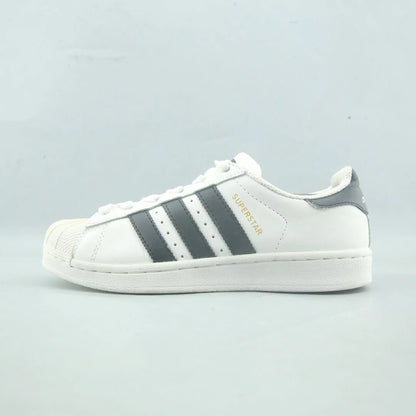 SUPERSTAR