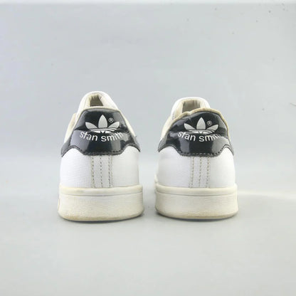 STAN SMITH