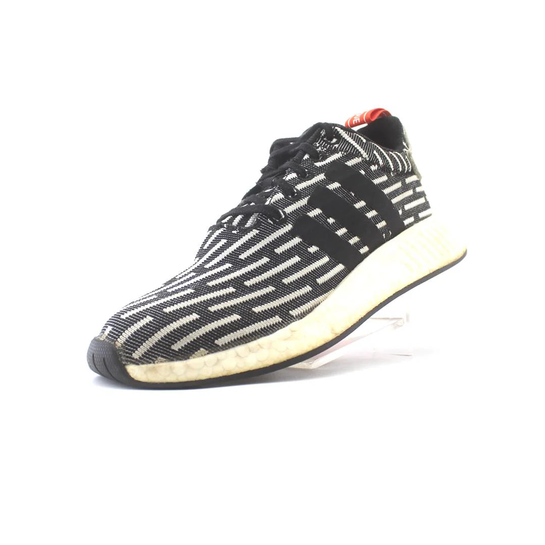 NMD R2