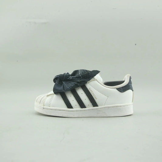 SUPERSTAR