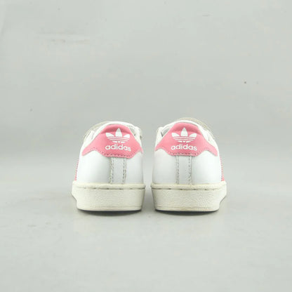 SUPERSTAR