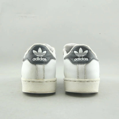 SUPERSTAR