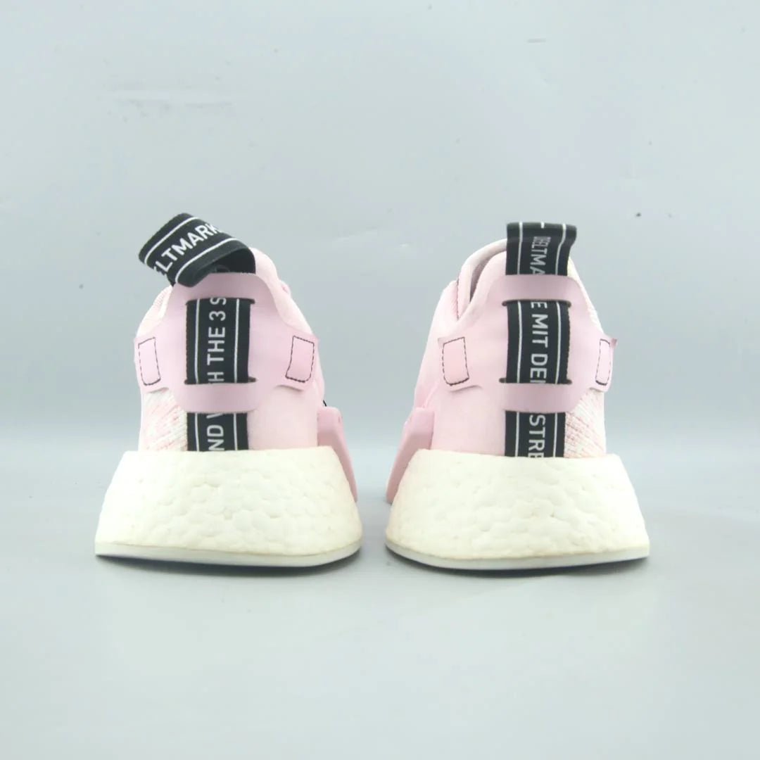 NMD R2