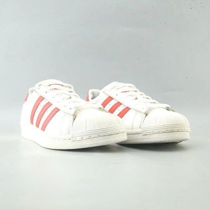 SUPERSTAR