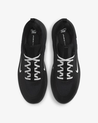 Nike SB Nyjah Zoom 4 Black White