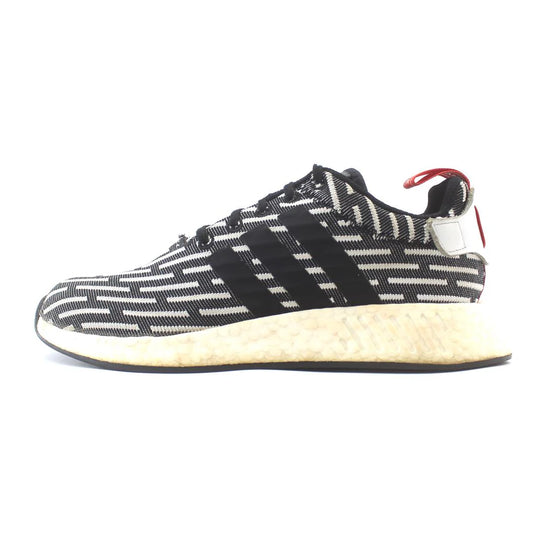 NMD R2