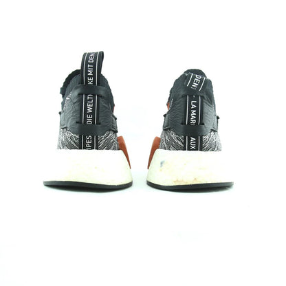NMD R2