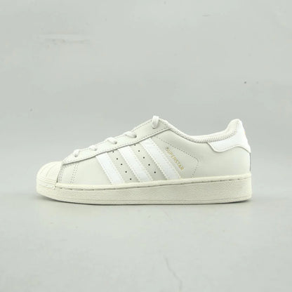 SUPERSTAR