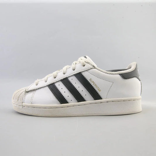 SUPERSTAR
