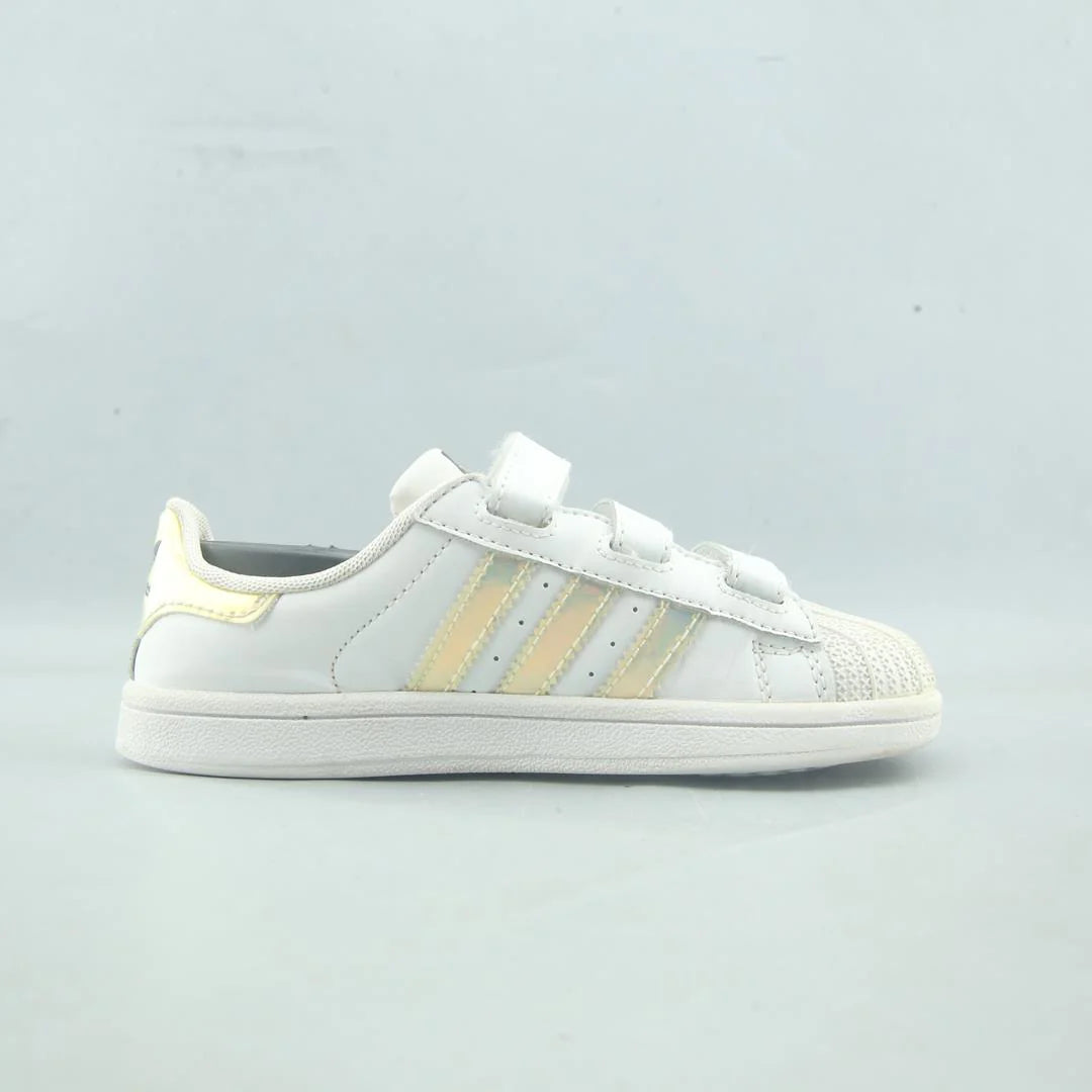 SUPERSTAR