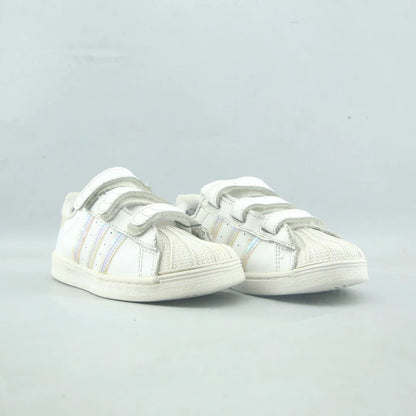 SUPERSTAR