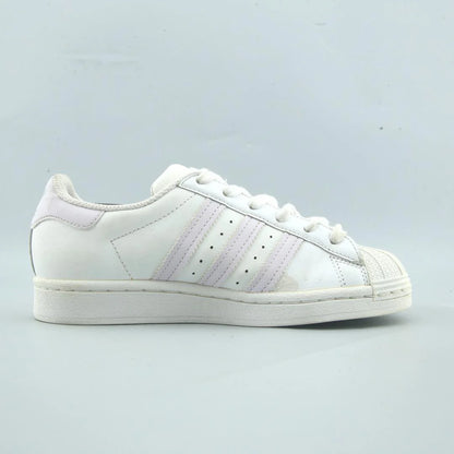 SUPERSTAR