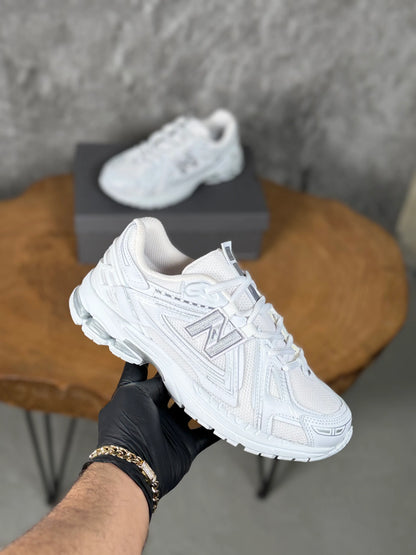 NEW BALANCE 1906 MODEL