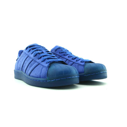 SUPERSTAR