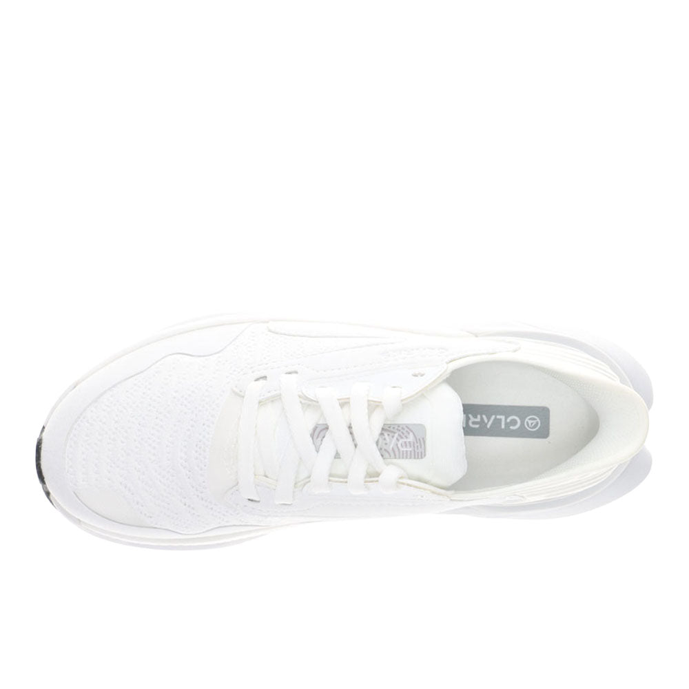 Pace Sneakers