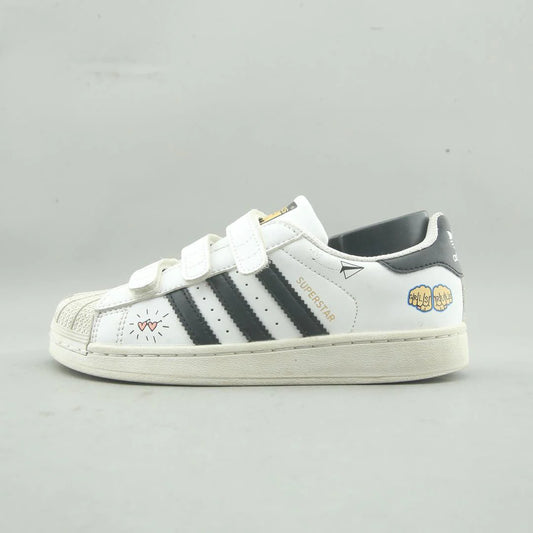 SUPERSTAR