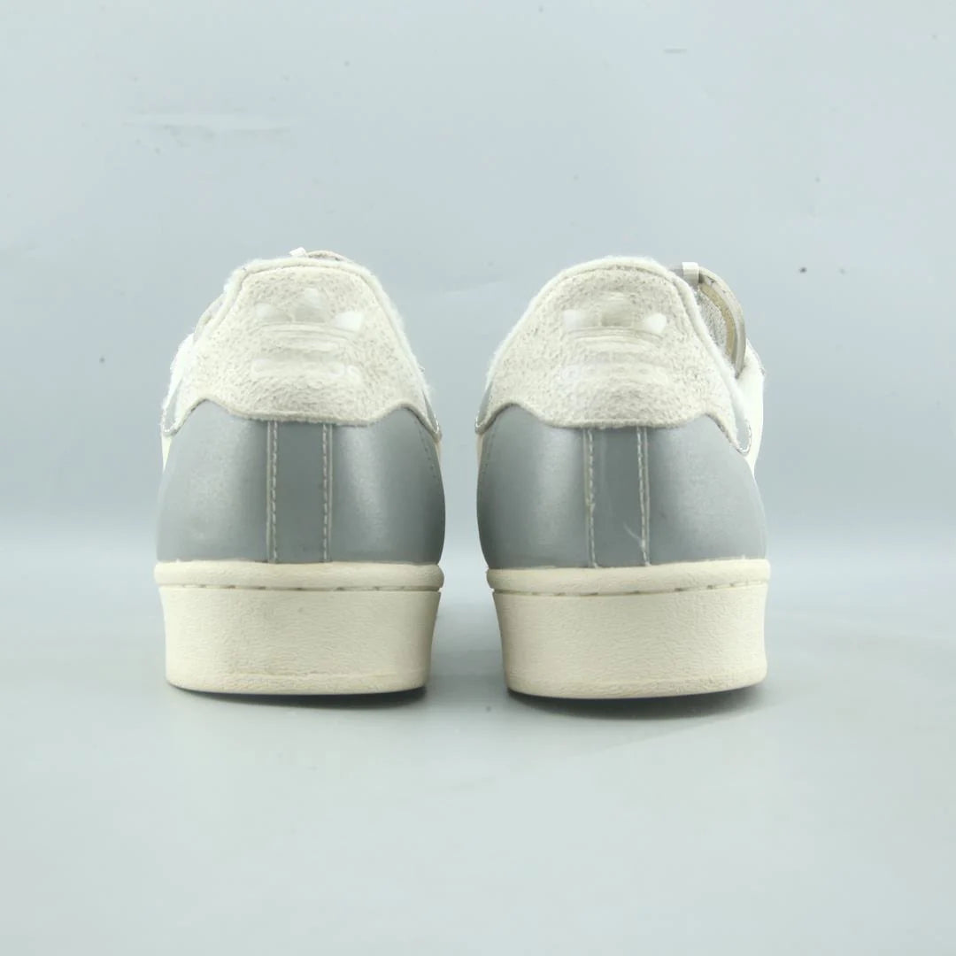 SUPERSTAR