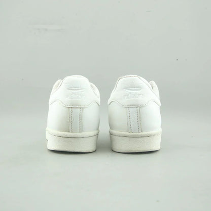 SUPERSTAR