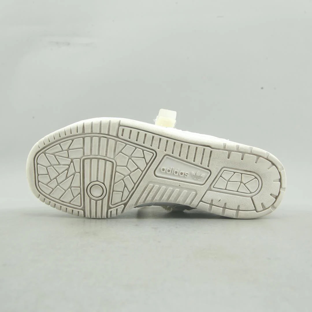 RIVALRY LOW STRAP