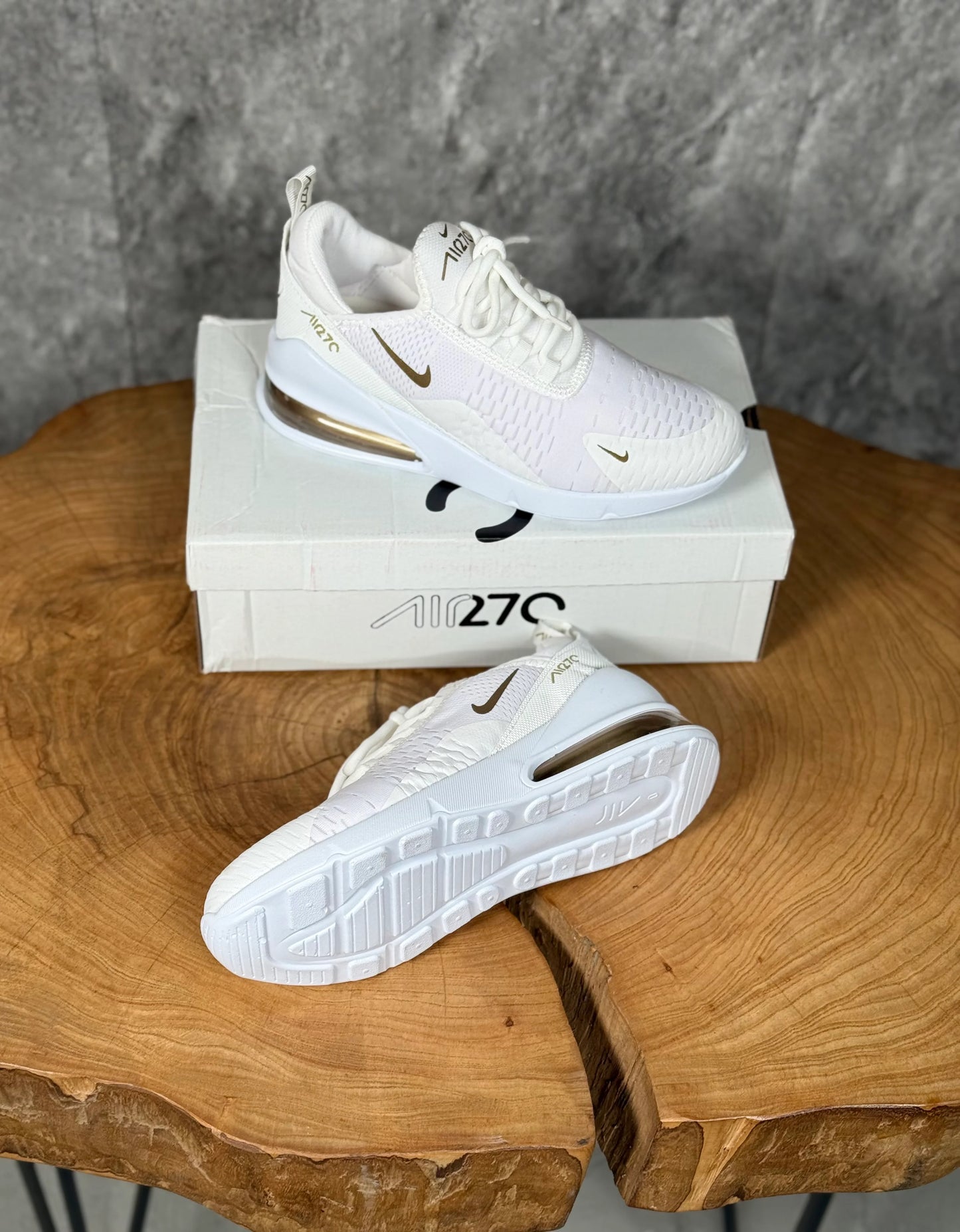 NIKE 270 MODELİ