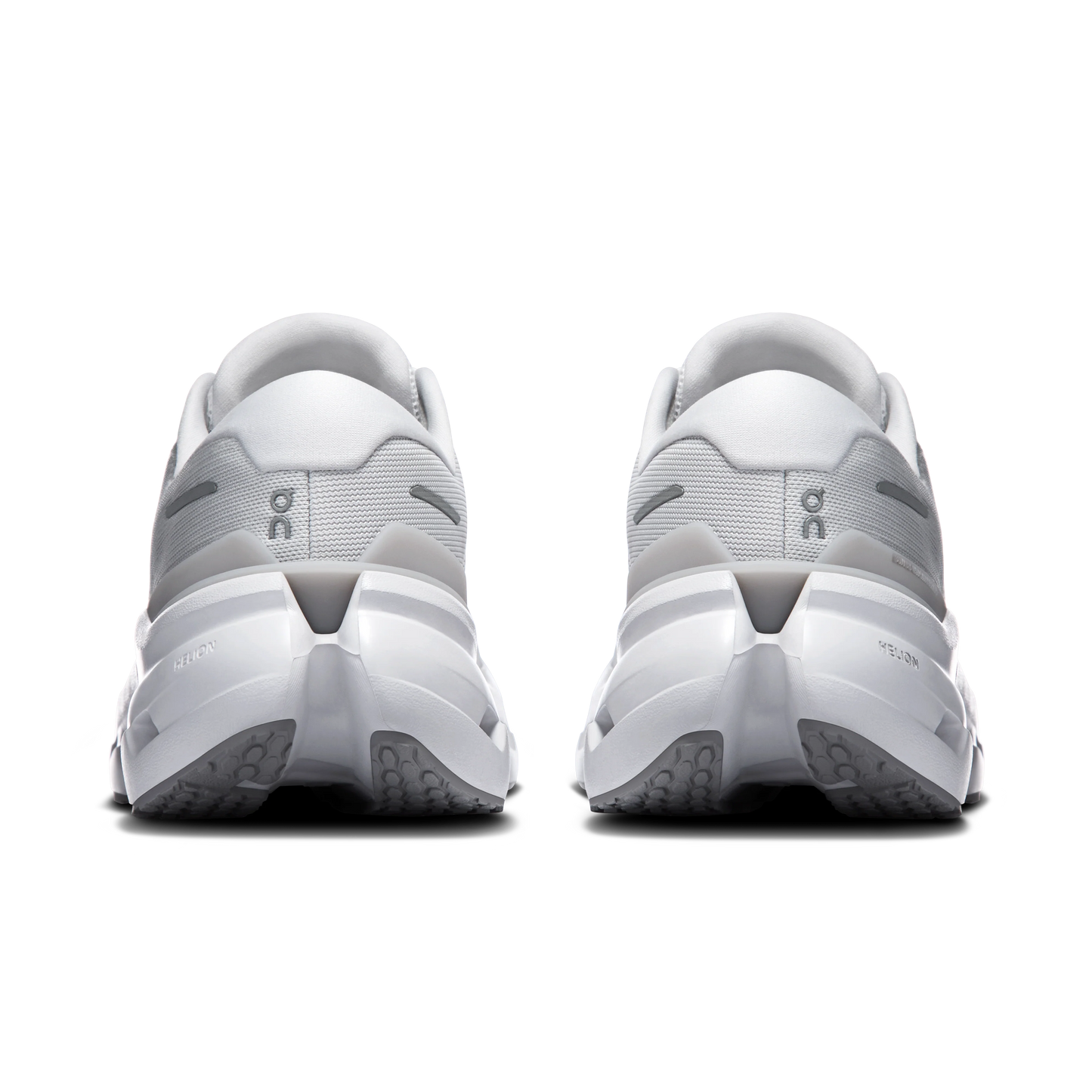 Women's Cloudrunner 3 in Frost/Glacier