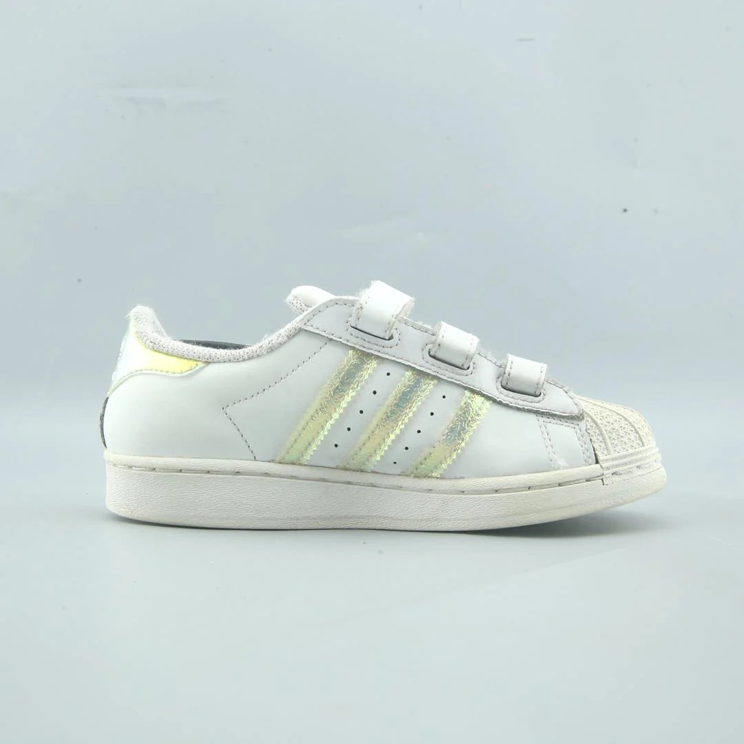 SUPERSTAR
