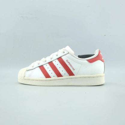 SUPERSTAR