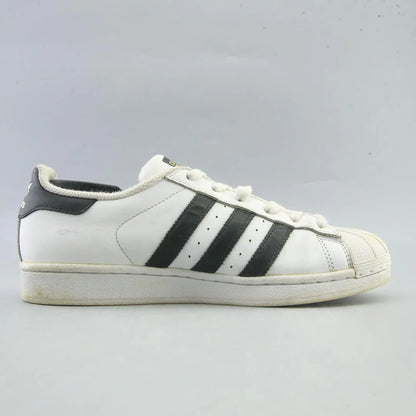 SUPERSTAR