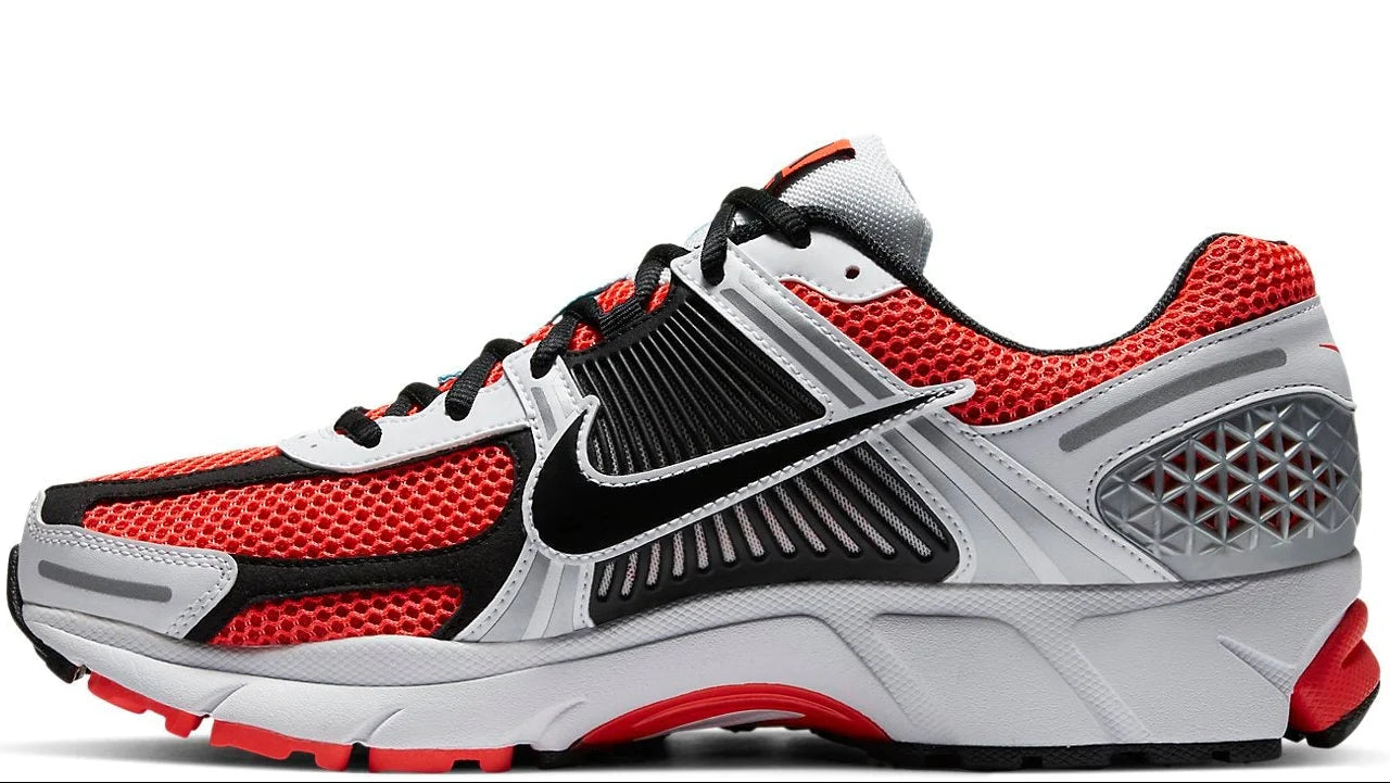 Zoom Vomero 5 Bright Crimson