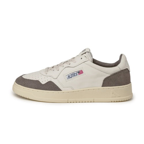 Medalist *Goat / Suede*