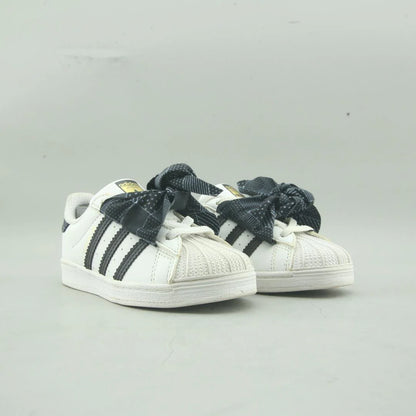 SUPERSTAR
