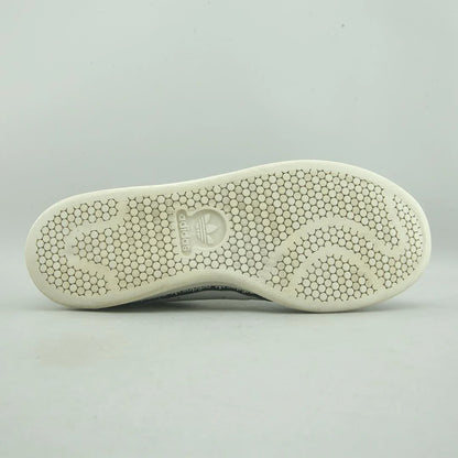 STAN SMITH