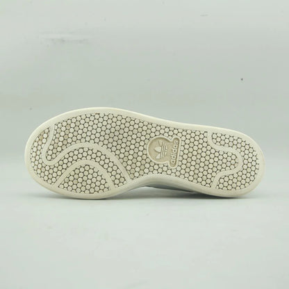 STAN SMITH