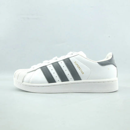 SUPERSTAR