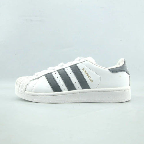 SUPERSTAR