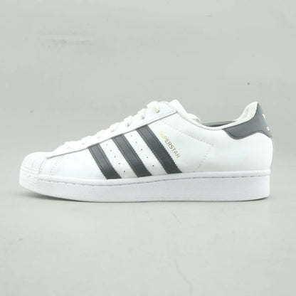 SUPERSTAR