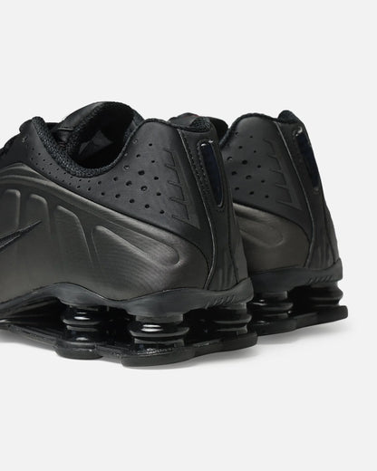 Shox R4 Black/Black