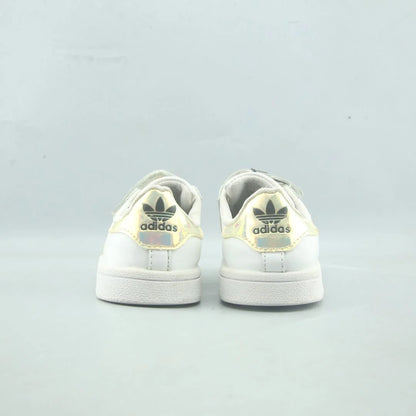 SUPERSTAR