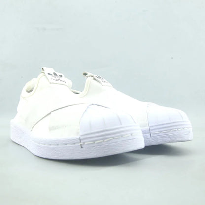 SUPERSTAR