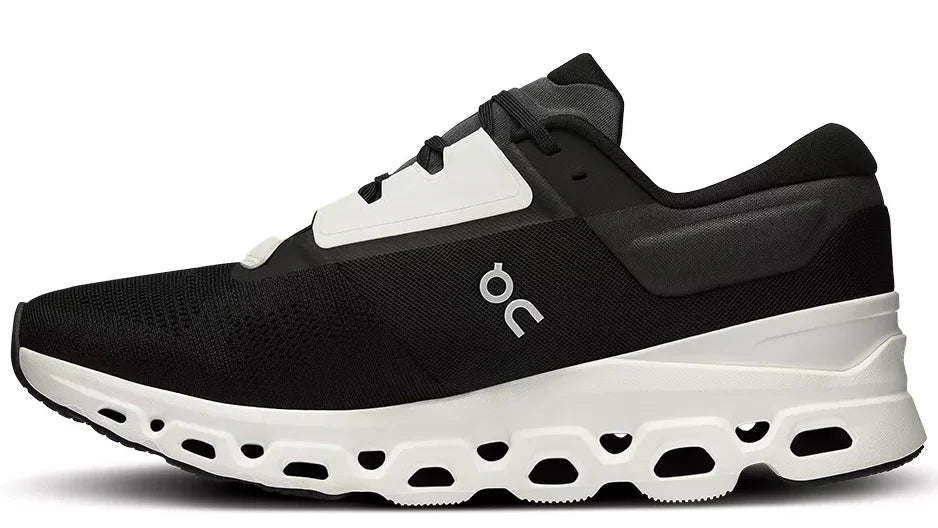 On CloudStratus 3Black Frost (Women’s)