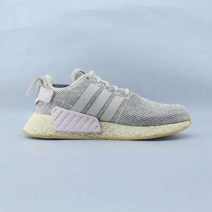 NMD R2