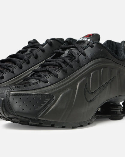 Shox R4 Black/Black