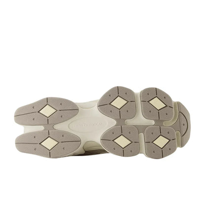 New Balance 9060 Mushroom Arid Stone Bege