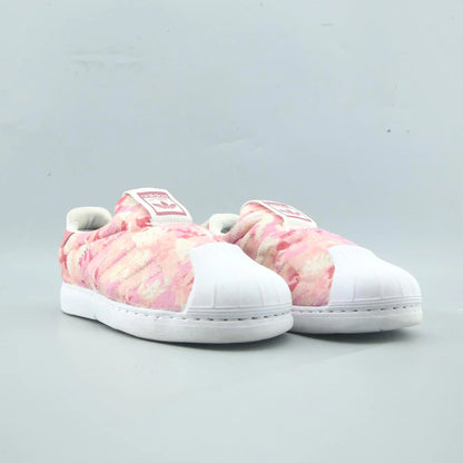 SUPERSTAR